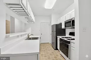 46588 Drysdale Terrace, Sterling, VA 20165 - Photo 11
