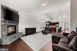 25079 Chafee Cir, Aldie, VA 20105 - Photo 29