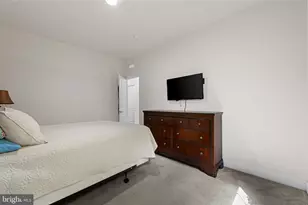 25079 Chafee Cir, Aldie, VA 20105 - Photo 39