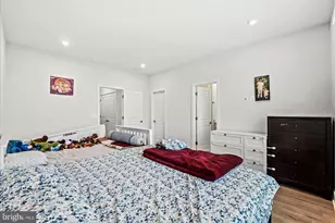 42086 Picasso Sq, Brambleton, VA 20148 - Photo 19