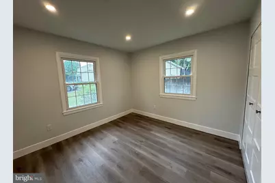 413 Harding Court, Sterling, VA 20164 - Photo 5