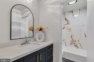 1046 Margate Ct, Sterling, VA 20164 - Photo 29