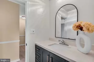 1046 Margate Ct, Sterling, VA 20164 - Photo 31