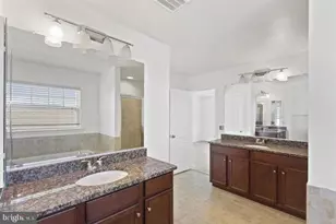 23595 Kingsdale Terrace, Brambleton, VA 20148 - Photo 29