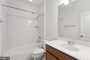 23595 Kingsdale Terrace, Brambleton, VA 20148 - Photo 33