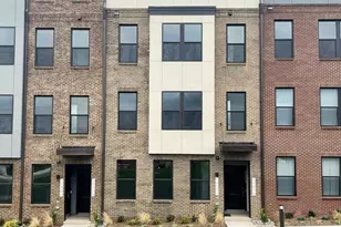 20271 Newfoundland Sq, Ashburn, VA 20147 - Photo 1