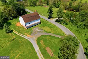 39423 Irish Corner Rd, Lovettsville, VA 20180 - Photo 5