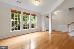 19449 Coppermine Sq, Leesburg, VA 20176 - Photo 7