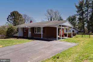 4 Cinnamon Fern Rd, Round Hill, VA 20141 - Photo 1