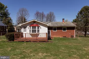 4 Cinnamon Fern Rd, Round Hill, VA 20141 - Photo 3