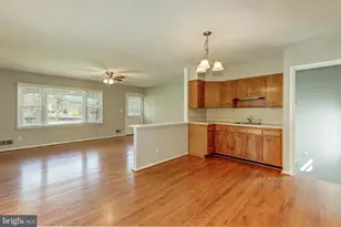 4 Cinnamon Fern Rd, Round Hill, VA 20141 - Photo 5