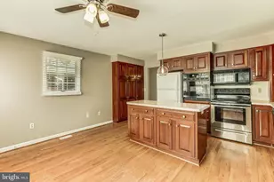 4 Cinnamon Fern Rd, Round Hill, VA 20141 - Photo 9