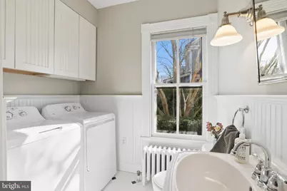 301 E Main Street, Purcellville, VA 20132 - Photo 23
