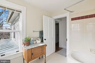 301 E Main St, Purcellville, VA 20132 - Photo 39