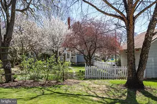 301 E Main St, Purcellville, VA 20132 - Photo 7