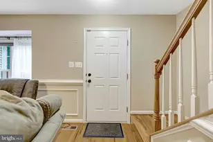 45610 Whitcomb Square, Sterling, VA 20166 - Photo 5