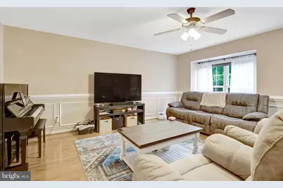 45610 Whitcomb Square, Sterling, VA 20166 - Photo 9