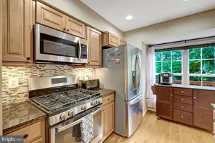 45610 Whitcomb Square, Sterling, VA 20166 - Photo 17