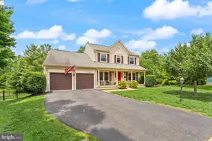 43847 Glenhazel Dr, Ashburn, VA 20147 - Photo 3