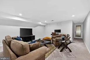 23259 April Mist Pl, Brambleton, VA 20148 - Photo 51