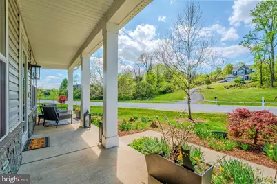 18120 Ridgewood Place, Round Hill, VA 20141 - Photo 3