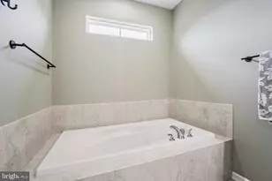 18120 Ridgewood Pl, Round Hill, VA 20141 - Photo 47