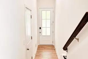 25419 Reed Orchard Ter, Chantilly, VA 20152 - Photo 5