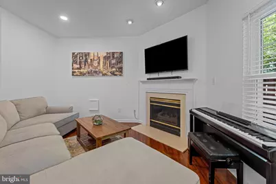 21622 Monmouth Terrace, Ashburn, VA 20147 - Photo 19