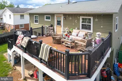 713 W Holly Avenue, Sterling, VA 20164 - Photo 33