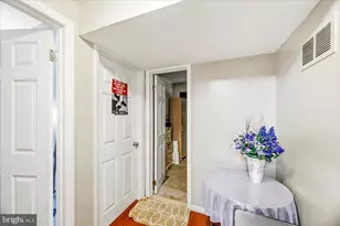 713 W Holly Ave, Sterling, VA 20164 - Photo 27
