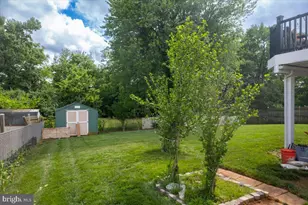 713 W Holly Ave, Sterling, VA 20164 - Photo 35