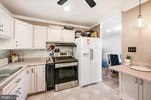 713 W Holly Ave, Sterling, VA 20164 - Photo 13