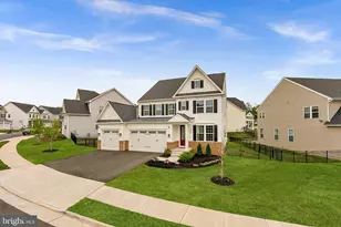 19426 Cothechney Pl, Leesburg, VA 20175 - Photo 3
