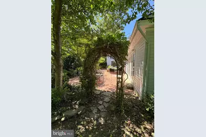 208 Edwards Ferry Road NE, Leesburg, VA 20176 - Photo 5