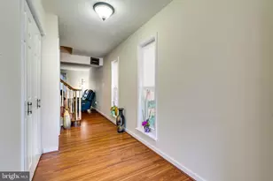 310 Newman Ct, Sterling, VA 20164 - Photo 7