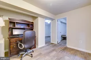 310 Newman Ct, Sterling, VA 20164 - Photo 39