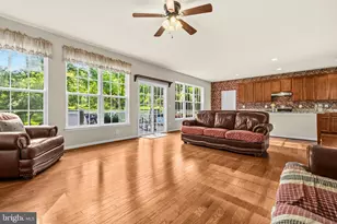 18184 Presidio Pl, Round Hill, VA 20141 - Photo 9