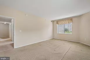 19355 Cypress Ridge Terrace, Leesburg, VA 20176 - Photo 33