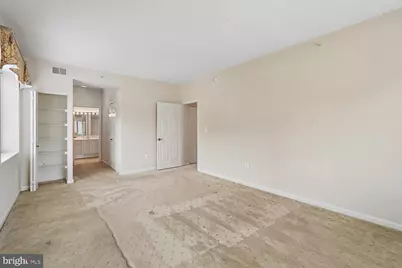 19355 Cypress Ridge Terrace #206, Leesburg, VA 20176 - Photo 35