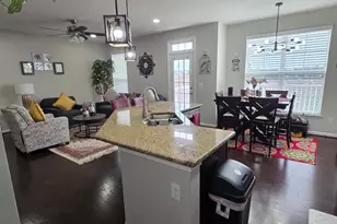 43389 Town Gate Square, Chantilly, VA 20152 - Photo 3