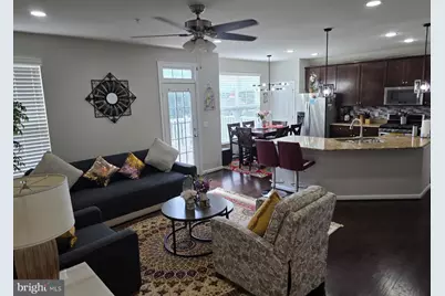 43389 Town Gate Square, Chantilly, VA 20152 - Photo 9