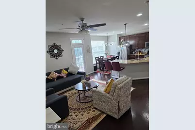 43389 Town Gate Square, Chantilly, VA 20152 - Photo 5