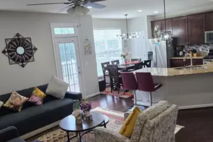 43389 Town Gate Square, Chantilly, VA 20152 - Photo 5
