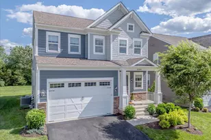43489 Bettys Farm Dr, Chantilly, VA 20152 - Photo 3