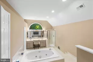 47202 Redbark Pl, Sterling, VA 20165 - Photo 35