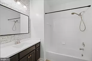 21228 McFadden Square, Sterling, VA 20165 - Photo 19