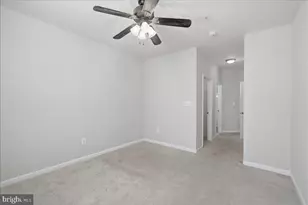 21228 McFadden Square, Sterling, VA 20165 - Photo 23