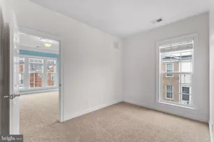 42788 Lauder Terrace, Ashburn, VA 20147 - Photo 27