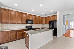 42788 Lauder Terrace, Ashburn, VA 20147 - Photo 17