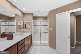 42755 Chatelain Cir, Brambleton, VA 20148 - Photo 31